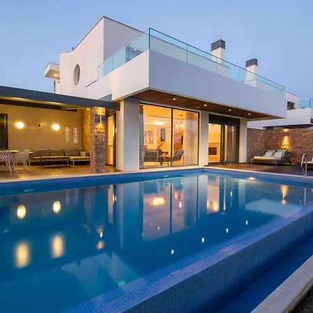 Apartamento F & B Summer Family - Kassandra - *