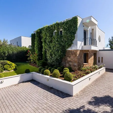 F & B Summer Family - Kassandra - Daire *